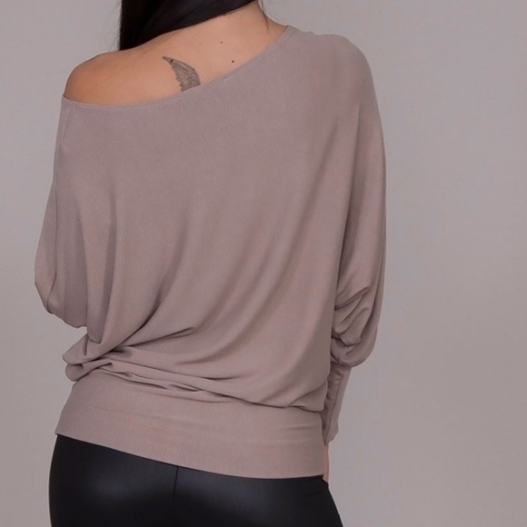 Last L• Dolman Tunic Top in Taupe - Picture 2 of 3